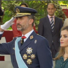 Felipe preside su primer desfile de la Hispanidad como Rey
