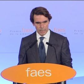 Aznar tacha a los nacionalismos y a Podemos de "agentes de destrucción"