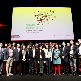 Signants de la Declaració de Barcelona per regular l'economia de plataforma. AJUNTAMENT DE BARCELONA.