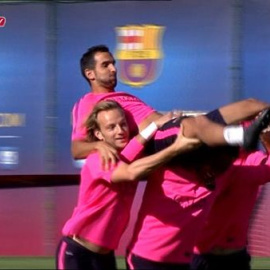 El Barça se divierte preparando el clásico