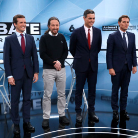 Pedro Sánchez, Pablo Casado, Albert Rivera y Pablo Iglesias, antes del debate en Atresmedia. REUTERS/Juan Medina