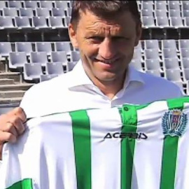 Djukic: "El objetivo es que el Córdoba se quede en Primera"