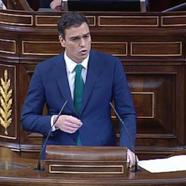 Pedro Sánchez a Rajoy: "Usted está asediado por la corrupción "