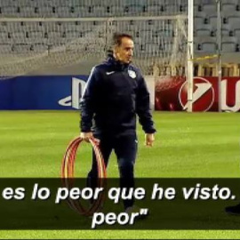 El profe Ortega se queja del estado del césped