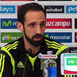 Juanfran: "A Diego Costa le conozco muy bien y si no ha venido es porque no estaba en condiciones de venir"