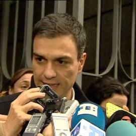 Pedro Sánchez alude a la presunción de inocencia de Chaves y Griñán
