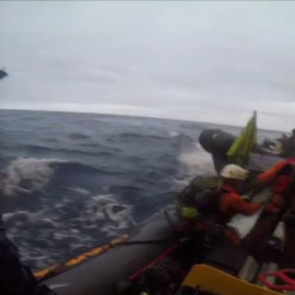 Retenido el barco con el que Greenpeace protesta por las prospecciones en Canarias