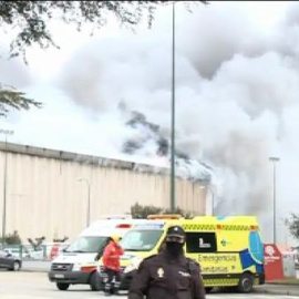 Preocupación entre los trabajadores de la fábrica de Campofrío arrasada por el fuego