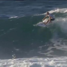 Los mejores surferos del mundo se dan cita en Hawai 