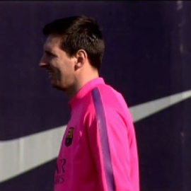 Messi, foco de todas las miradas en el entrenamiento del Barcelona