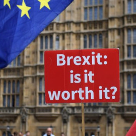 Protesta contra el Brexit frente al Parlamento británico EFE/Archivo