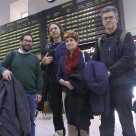 El responsable del Área de Conservación de Ecologistas en Acción, Juan Clavero; el presidente y la secretaria de la Plataforma Ibérica de Caminos Públicos, Manuel Trujillo y Emiliana Rubio; y David Moscoso, del Grupo de Podemos en el Parlamento de An