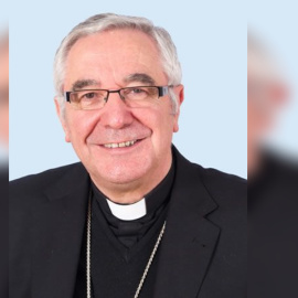 El obispo de Santander.