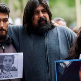 La familia de Lucía Pérez, la joven violada hasta morir en Mar del Plata, Argentina.- EFE