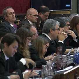 Advocats i acusats al judici de l'1-O. EFE Tribunal Suprem