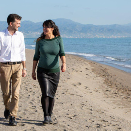 Teresa Rodríguez, candidata de Adelante Andalucía, con Kike Maíllo.
