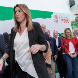La presidenta andaluza en funciones y secretaria general del PSOE-A, Susana Díaz, tras una comparecencia ante los medios en Sevilla.(JULIO MUÑOZ | EFE)