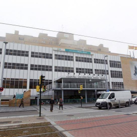 Fachada del hospital Miguel Servet de Zaragoza. / EFE