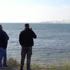 Una fuerte explosión daña el puente de Kerch que une Rusia con Crimea