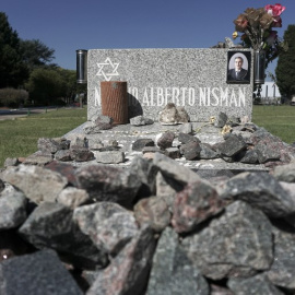 La tumba de Alberto Nisman en el Cementerio Israelita de La Tablada en Buenos Aires. - AFP