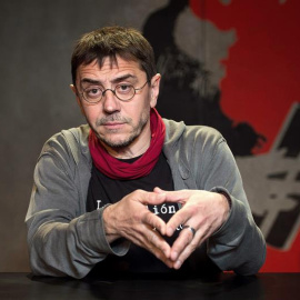 El fundador de Podemos Juan Carlos Monedero durante la entrevista concedida a Efe. EFE/Luca Piergiovanni