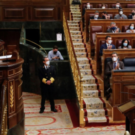 La ministra de Trabajo, Yolanda Díaz, interviene durante el pleno del Congreso de los Diputados que debate y vota la convalidación de la reforma laboral.- EFE/ Juan Carlos Hidalgo