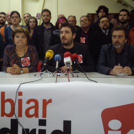Maite Pina, Álvaro Aguilera y Mauricio Valiente durante la rueda de prensa de la presentación de Cambiar Madrid.
