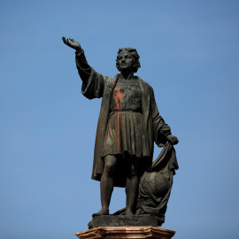 Estatua de Cristobal Colon en la Avenida Reforma, de Ciudad de México. REUTERS/Gustavo Graf