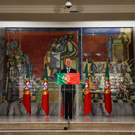 El reelegido presidente de Portugal Marcelo Rebelo de Sousa, comparece nate los medios tras los resultados de las últimas elecciones en el país, en Lisboa. REUTERS/Pedro Nunes