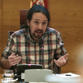 El secretario general de Podemos, Pablo Iglesias, comparece en la Comisión de investigación sobre la financiación de los partidos políticos, esta mañana en el Senado. EFE/J.J. Guillen