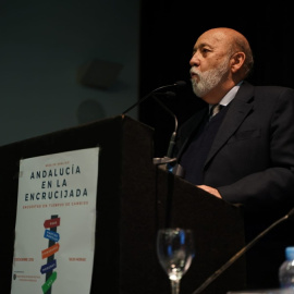 El presidente del Centro de Investigaciones Sociológicas, José Félix Tezanos, durante su intervención en el acto 'Andalucía en la encrucijada: Encuestas en tiempos de cambio'. /TWITTER