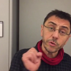 8 de marzo en el despacho de un enemigo de las mujeres