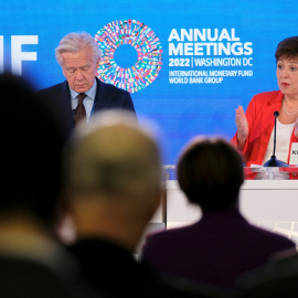 La directora gerente del FMI, Kristalina Georgieva, durante una rueda de prensa en la sede del organismo internacional, durante los actos de lsu Asamblea Anual, en Washington. REUTERS/James Lawler Duggan