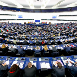 Los miembros del Parlamento Europeo en una sesión de votación en Estrasburgo. | Reuters