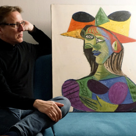 El cuadro 'Busto de mujer', del artista español Pablo Picasso, robado hace veinte años del yate de un jeque árabe y que fue localizado en Ámsterdam. / EFE - TETTEROO