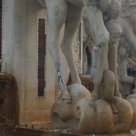 22/05/2019 - Detenido por dañar la fuente de la plaza de los Luceros en Alicante | Ayuntamiento