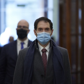 01/03/22. El diputado de UPN, Sergio Sayas, a su llegada a una sesión plenaria en el Congreso de los Diputados en Madrid, a 15 de febrero de 2022.