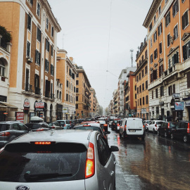 Aquest impost verd grava les emissions de CO2 pel seu impacte directe en l’efecte d’hivernacle i l'escalfament global, i, per tant, sobre la salut de les persones.