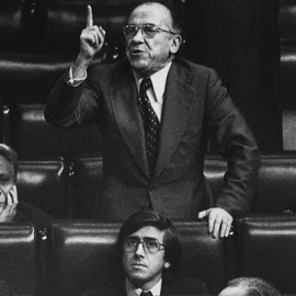 Santiago Carrillo durante una intervención en el Congreso en 1977. (EFE/Archivo)