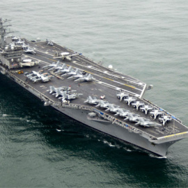 Imagen del USS Nimitz, el portaaviones que visitó el rey en 1976.