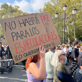 Detalle de la marcha por la vivienda en Sevilla.