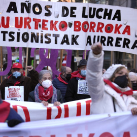 Imagen de archivo de varios pensionistas durante una manifestación para exigir unas pensiones dignas, a 15 de enero de 2022, en Bilbao, Vizcaya, Euskadi (España)
