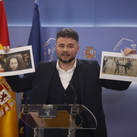 14/03/2023.- El portavoz de ERC en el Congreso, Gabriel Rufián durante la rueda de prensa previa a la reunión de la Junta de Portavoces, este martes en el Congreso.