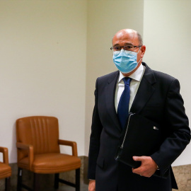 El coronel de la Guardia Civil Diego Pérez de los Cobos a su llegada a la Comisión de Investigación sobre la utilización de medios de Interior para favorecer al PP y anular pruebas en casos de corrupción, en el Congreso de los Diputados, en