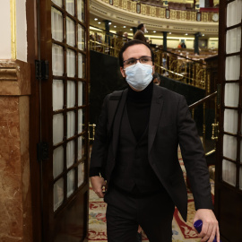 El ministro de Consumo, Alberto Garzón, tras una sesión control en el Congreso de los Diputados, a 16 de febrero de 2022.