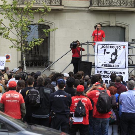 El hermano de Jose Couso, David, se dirige a los familiares, amigos y compañeros del operador de cámara de Telecinco José Couso, fallecido el 8 de abril de 2003 en el ataque de Estados Unidos contra el hotel Palestina de Bagdad (Irak),duran