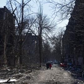 19/03/2022 El destrozo que los bombardeos rusos han dejado en la asediada ciudad de Mariúpol, en Ucrania