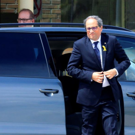 El president de la Generalitat, Quim Torra, a su llegada a la cárcel de Soto del Real donde se entrevistó con los expresidentes de la ANC y Òmnium Jordi Sánchez y Jordi Cuixart, respectivamente. - EFE
