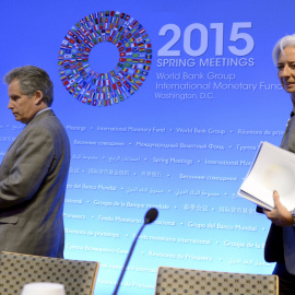 La directora gerente del Fondo Monetario Internacional, Christine Lagarde, comunica su rechazo ante el posible retraso del pago de la deuda de Grecia. REUTERS/Mike Theiler