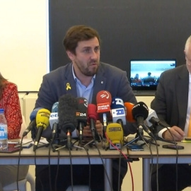 Meritxell Serret, Toni Comín i Lluís Puig en roda de premsa des de Brussel·les / Televisió de Catalunya